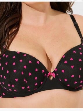 Torrid Bra Black Underwire Hot Pink Hearts 44H